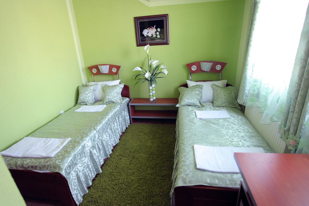 Villa Atina Стара Пазова Стая снимка