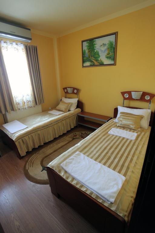 Villa Atina Стара Пазова Екстериор снимка